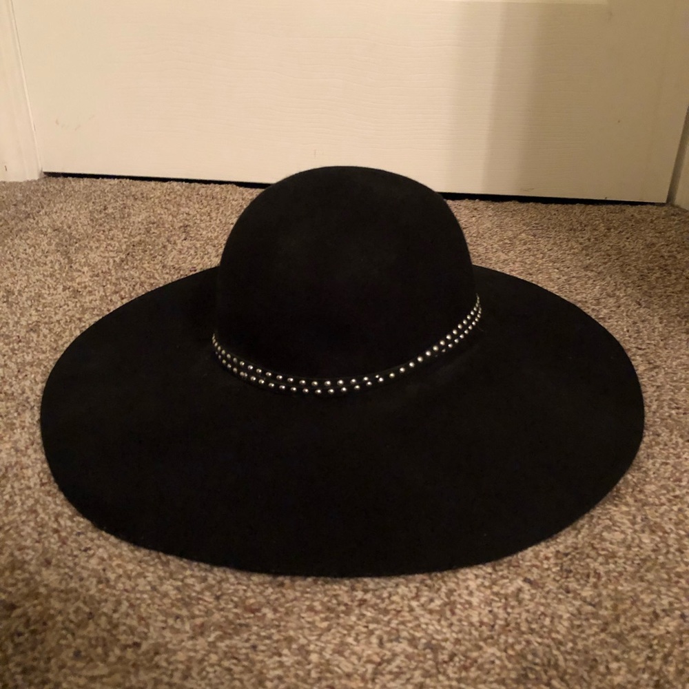 Wide Brim Black Wool Felt Hat with Studded Band